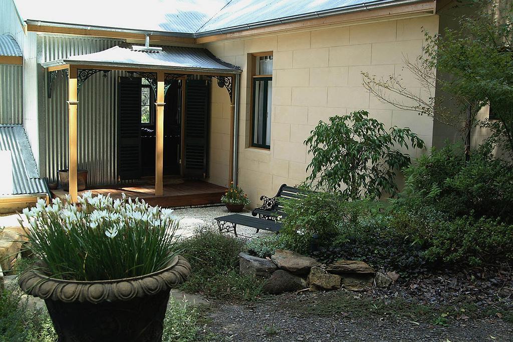 Tizzana Winery Bed And Breakfast Sackville Reach Bagian luar foto